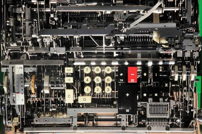 Overhead view of the Logos 27’s mechanics